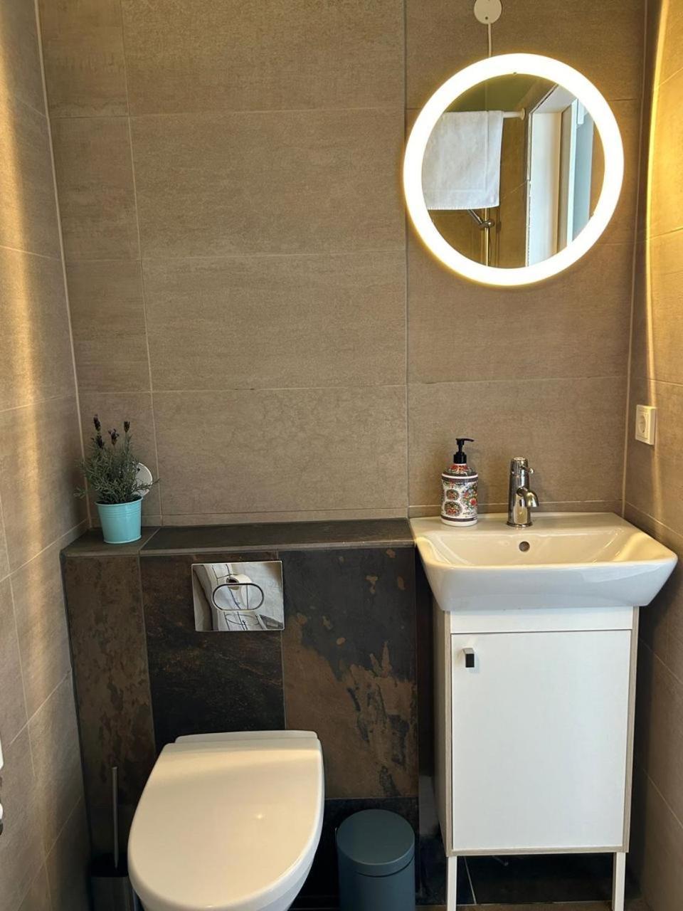 Lindartun Guesthouse Ngoại thất bức ảnh